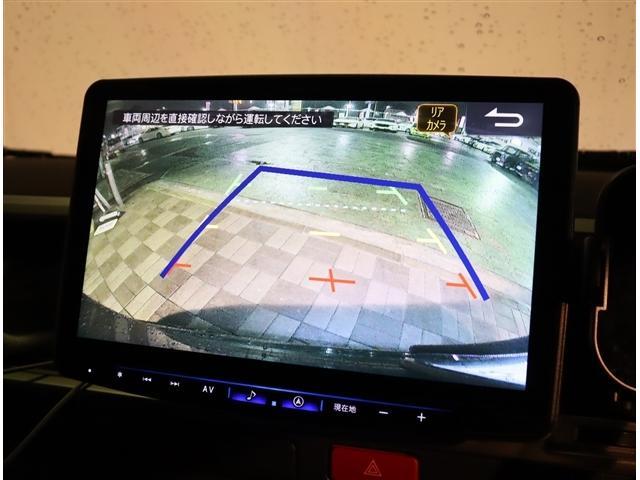 ハイエースバン ロングスーパーＧＬ　４ＷＤ　アルパイン１１型フローティングナビ　フリップダウンモニター　Ｂカメラ　ＥＴＣ　両側電動スライド　ＬＥＤライト　スマートキー　ワイドボディ　セーフティセンス　クリソナ（9枚目）