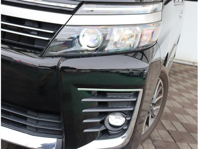 ヴォクシー ZS 煌II 純正9型ナビ フルセグ ブルートゥース Bカメラ ETC 両側電動スライドドア 16アルミ LEDライトフォグ スマートキー セーフティセンス(15枚目)