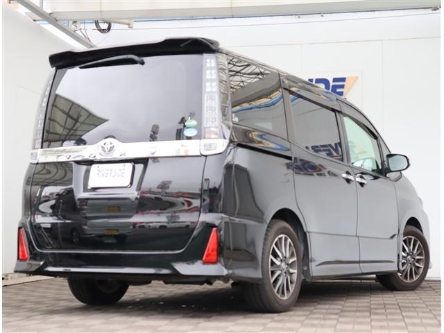 ヴォクシー ZS 煌II 純正9型ナビ フルセグ ブルートゥース Bカメラ ETC 両側電動スライドドア 16アルミ LEDライトフォグ スマートキー セーフティセンス(19枚目)