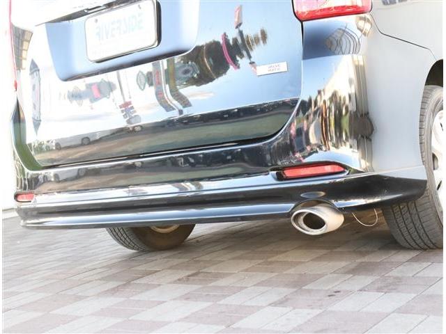 ノア Si 純正HDDナビ フルセグ フリップダウンモニター Bカメラ ETC 左パワースライド ディスチャージ スマートキー オプションエアロ 革調シートカバー パドルシフト 16AW(26枚目)