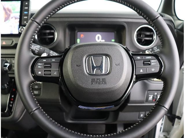 N-BOXカスタム ターボコーディネートスタイル 純正9型ナビ フルセグ アップルカープレイ Bカメラ 両側電動スライド 専用15AW シートヒーター 合皮シート LEDライトフォグ パドルシフト スマートキー 電子パーキング ホンダセンシング(13枚目)