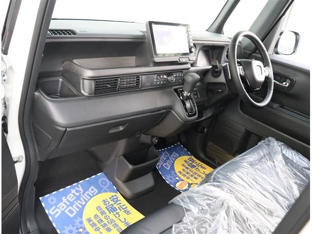 N-BOXカスタム ターボコーディネートスタイル 純正9型ナビ フルセグ アップルカープレイ Bカメラ 両側電動スライド 専用15AW シートヒーター 合皮シート LEDライトフォグ パドルシフト スマートキー 電子パーキング ホンダセンシング(30枚目)
