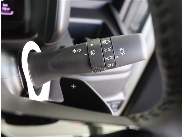 スペーシアカスタム ハイブリッドXSターボ メーカー9型ナビ アップルカープレイ フルセグ マルチユースフラップ 全方位カメラ 両側電動 HUD サーキュレーター ハーフレザーシート ステアヒーター LEDライト 15AW(18枚目)