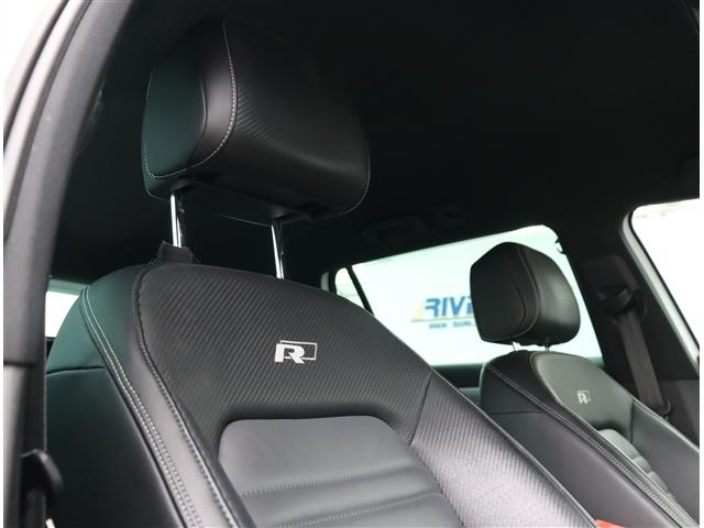 パサートヴァリアント TSI Rライン 純正ナビ ブルートゥース Bカメラ ナッパレザーシート パワーゲート パワーシート スマートキー シートヒーター 18AW レーダークルコン レーンアシスト 電子パーキング(11枚目)