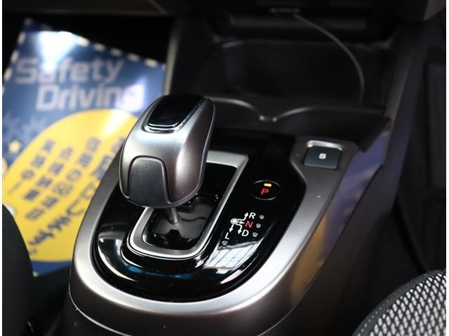 フィットハイブリッド Ｓ　ホンダセンシング　純正メモリーナビ　フルセグ　ブルートゥース　ＥＴＣ　ドラレコ　ＬＥＤライトフォグリアスポ　１６ＡＷ　スマートキー　パドルシフト　ホンダセンシング　レーダークルコン　車線逸脱警告　オートライト（13枚目）