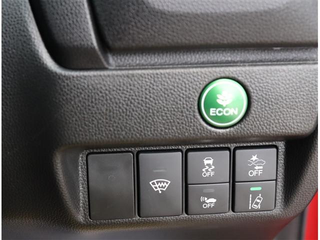 フィットハイブリッド Ｓ　ホンダセンシング　純正メモリーナビ　フルセグ　ブルートゥース　ＥＴＣ　ドラレコ　ＬＥＤライトフォグリアスポ　１６ＡＷ　スマートキー　パドルシフト　ホンダセンシング　レーダークルコン　車線逸脱警告　オートライト（16枚目）