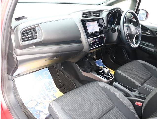 フィットハイブリッド Ｓ　ホンダセンシング　純正メモリーナビ　フルセグ　ブルートゥース　ＥＴＣ　ドラレコ　ＬＥＤライトフォグリアスポ　１６ＡＷ　スマートキー　パドルシフト　ホンダセンシング　レーダークルコン　車線逸脱警告　オートライト（32枚目）