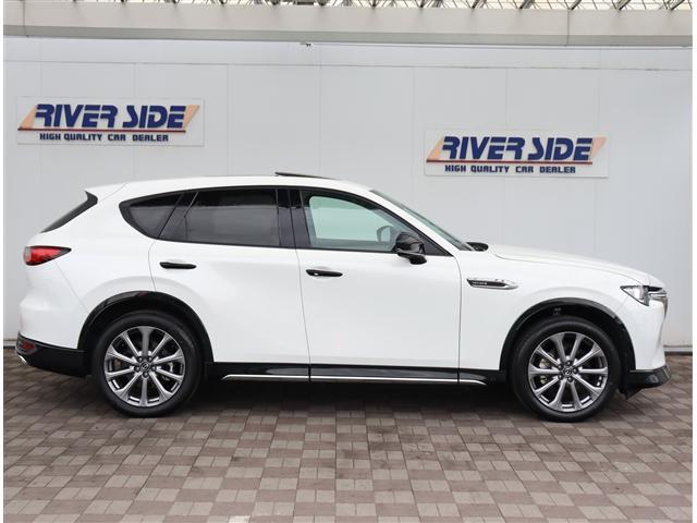 CX-60 XD エクスクルーシブモード サンルーフ OPエアロ カラードフェンダー 20AW 純正12.3型ディスプレイ ETCフルセグ 360度モニター 本革エアーシート ステアヒーター パワーゲート パワーシート アクティブセンスBSM(5枚目)