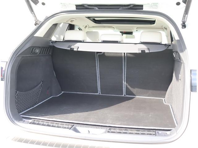 CX-60 XD エクスクルーシブモード サンルーフ OPエアロ カラードフェンダー 20AW 純正12.3型ディスプレイ ETCフルセグ 360度モニター 本革エアーシート ステアヒーター パワーゲート パワーシート アクティブセンスBSM(17枚目)