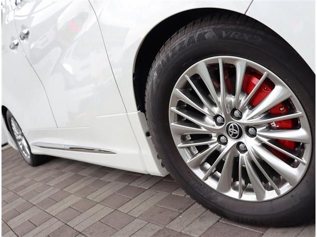 アルファードハイブリッド ＳＲ　Ｃパッケージ　モデリスタエアログリル　マフラー　シグネチャーイルミ　ブリッツ車高調　３眼ＬＥＤ　メーカーＪＢＬツインナビ　ＨＤＭＩ　全方位カメラ　ＥＴＣ　サンルーフ　黒革エアー　デジタルミラー　フットイルミ　両電動（26枚目）