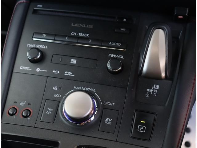 ＣＴ ＣＴ２００ｈ　Ｆスポーツ　サンルーフ　純正１０．３型ナビ　フルセグ　ブルーレイ再生　Ｂカメラ　ＥＴＣ　ドラレコ　革調シートカバー　シートヒーター　パワーシート　ＬＥＤライトフォグ　１７ＡＷ　レクサスセーフティ　クリソナ　後期型（13枚目）