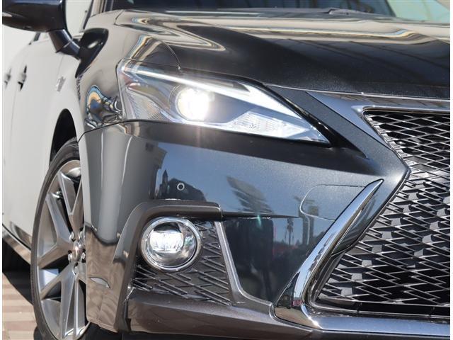 ＣＴ ＣＴ２００ｈ　Ｆスポーツ　サンルーフ　純正１０．３型ナビ　フルセグ　ブルーレイ再生　Ｂカメラ　ＥＴＣ　ドラレコ　革調シートカバー　シートヒーター　パワーシート　ＬＥＤライトフォグ　１７ＡＷ　レクサスセーフティ　クリソナ　後期型（20枚目）