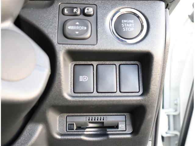 ハイエースバン スーパーＧＬ　ダークプライムＩＩ　ワンオーナー　ディスプレイオーディオ　ブルートゥース　ＥＴＣ　ミラー内蔵Ｂカメラ　スマートキー　ＬＥＤライトフォグ　１００Ｖコンセント　デジタルミラー　ハーフレザー　セーフティセンス　クリソナ（15枚目）