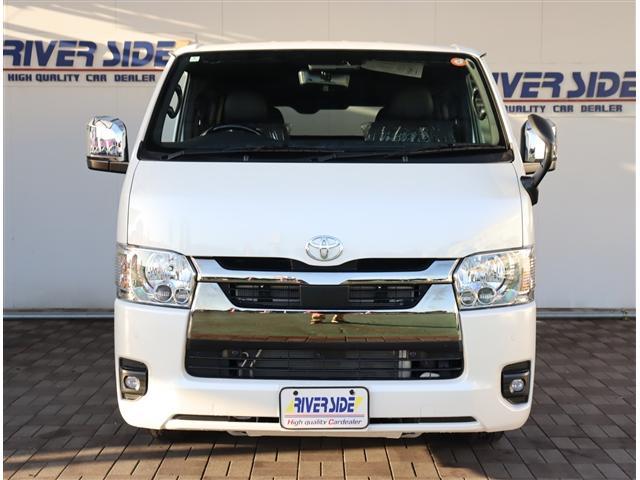 ハイエースバン スーパーＧＬ　ダークプライムＩＩ　ワンオーナー　ディスプレイオーディオ　ブルートゥース　ＥＴＣ　ミラー内蔵Ｂカメラ　スマートキー　ＬＥＤライトフォグ　１００Ｖコンセント　デジタルミラー　ハーフレザー　セーフティセンス　クリソナ（20枚目）