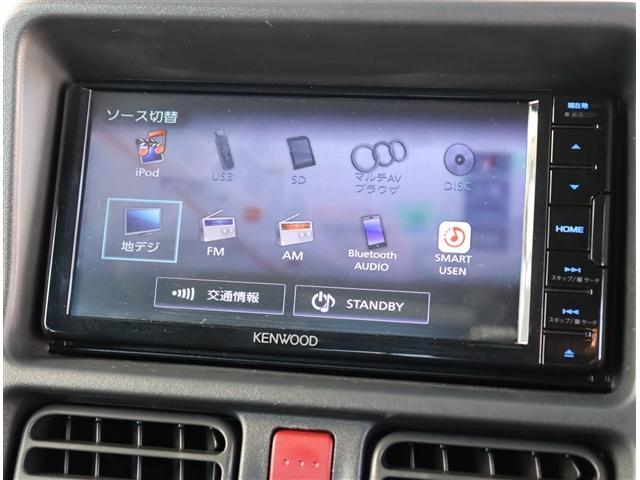 スーパーキャリイ Ｘリミテッド　４ＷＤ　メモリーナビ　フルセグ　ブルートゥース　ＥＴＣ　サイドデカール　ＬＥＤライト　キーレス　オーバーヘッドシェルフ　デュアルカメラブレーキサポート　車線逸脱警告　アイドリングストップ（9枚目）