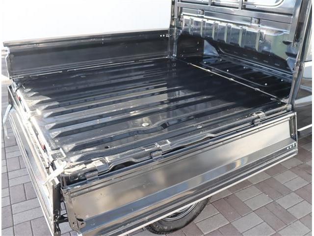 スーパーキャリイ Ｘリミテッド　４ＷＤ　メモリーナビ　フルセグ　ブルートゥース　ＥＴＣ　サイドデカール　ＬＥＤライト　キーレス　オーバーヘッドシェルフ　デュアルカメラブレーキサポート　車線逸脱警告　アイドリングストップ（25枚目）