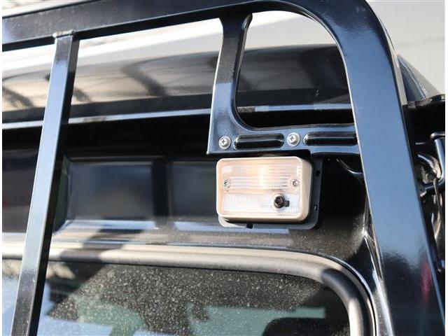 スーパーキャリイ Ｘリミテッド　４ＷＤ　メモリーナビ　フルセグ　ブルートゥース　ＥＴＣ　サイドデカール　ＬＥＤライト　キーレス　オーバーヘッドシェルフ　デュアルカメラブレーキサポート　車線逸脱警告　アイドリングストップ（27枚目）