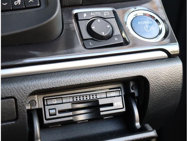 クラウンハイブリッド アスリートＧ　アドバンスパッケージ　黒革エアーシート　純正ＨＤＤナビ　ＢＴ　Ｂカメラ　ＥＴＣ　テレビキット　スパッタリング１８ＡＷ　パワーシート　ステアヒーター　ＨＩＤ　プリクラ　クリソナ　オートハイビーム（14枚目）