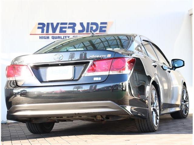 クラウンハイブリッド アスリートＧ　アドバンスパッケージ　黒革エアーシート　純正ＨＤＤナビ　ＢＴ　Ｂカメラ　ＥＴＣ　テレビキット　スパッタリング１８ＡＷ　パワーシート　ステアヒーター　ＨＩＤ　プリクラ　クリソナ　オートハイビーム（25枚目）