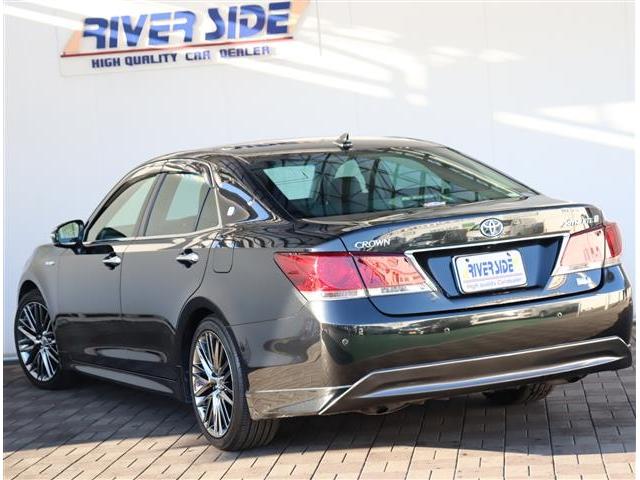 クラウンハイブリッド アスリートＧ　アドバンスパッケージ　黒革エアーシート　純正ＨＤＤナビ　ＢＴ　Ｂカメラ　ＥＴＣ　テレビキット　スパッタリング１８ＡＷ　パワーシート　ステアヒーター　ＨＩＤ　プリクラ　クリソナ　オートハイビーム（26枚目）