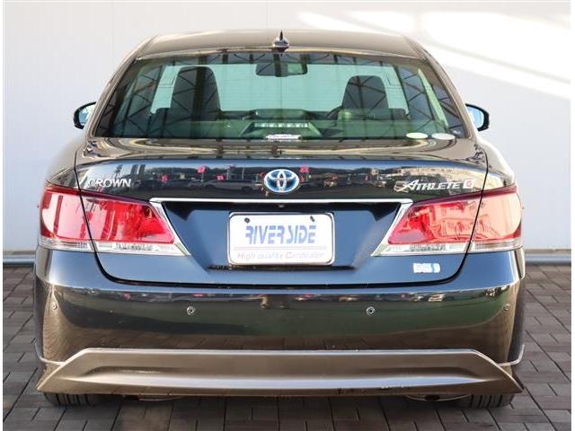 クラウンハイブリッド アスリートＧ　アドバンスパッケージ　黒革エアーシート　純正ＨＤＤナビ　ＢＴ　Ｂカメラ　ＥＴＣ　テレビキット　スパッタリング１８ＡＷ　パワーシート　ステアヒーター　ＨＩＤ　プリクラ　クリソナ　オートハイビーム（27枚目）