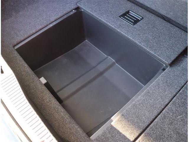 クラウンハイブリッド アスリートＧ　アドバンスパッケージ　黒革エアーシート　純正ＨＤＤナビ　ＢＴ　Ｂカメラ　ＥＴＣ　テレビキット　スパッタリング１８ＡＷ　パワーシート　ステアヒーター　ＨＩＤ　プリクラ　クリソナ　オートハイビーム（47枚目）