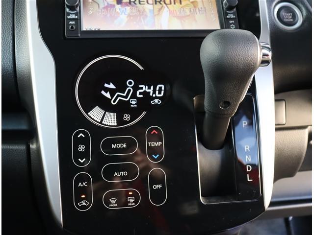 デイズ ハイウェイスター　Ｇターボ　後期型　純正メモリーナビ　フルセグ　アラウンドビューモニター　ＥＴＣ　キセノン　１５ＡＷ　エマージェンシーブレーキ　インテリキー　ウインカーミラー　ステアスイッチ　オートハイビーム　アイストップ（12枚目）