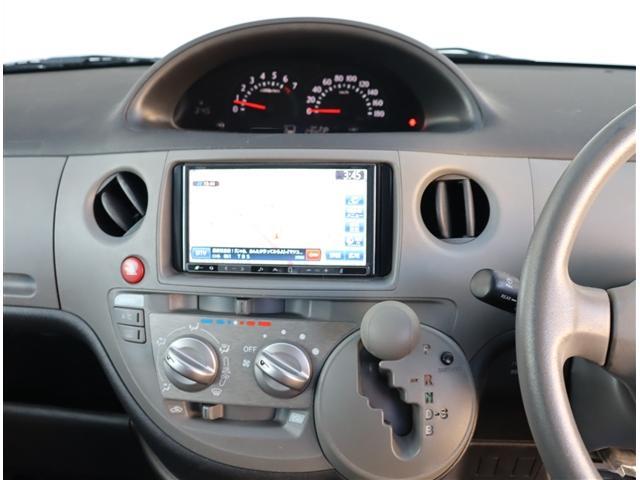 シエンタ Ｘリミテッド　純正エアロ　リアスポイラー　クラリオンナビ　フルセグ　ＤＶＤ再生　ブルートゥース　左パワースライドドア　キーレス　ＥＴＣ　ウインカーミラー　フォグランプ　電格ミラー　当店下取り車（8枚目）