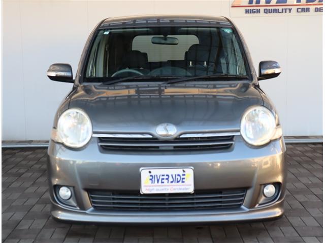 シエンタ Ｘリミテッド　純正エアロ　リアスポイラー　クラリオンナビ　フルセグ　ＤＶＤ再生　ブルートゥース　左パワースライドドア　キーレス　ＥＴＣ　ウインカーミラー　フォグランプ　電格ミラー　当店下取り車（19枚目）