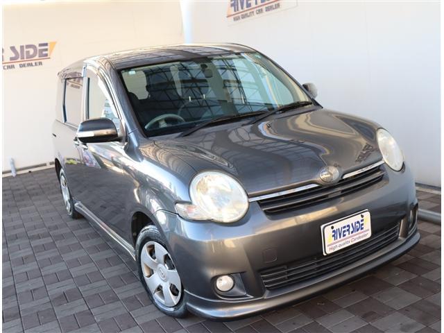 シエンタ Ｘリミテッド　純正エアロ　リアスポイラー　クラリオンナビ　フルセグ　ＤＶＤ再生　ブルートゥース　左パワースライドドア　キーレス　ＥＴＣ　ウインカーミラー　フォグランプ　電格ミラー　当店下取り車（20枚目）