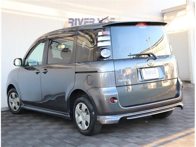 シエンタ Ｘリミテッド　純正エアロ　リアスポイラー　クラリオンナビ　フルセグ　ＤＶＤ再生　ブルートゥース　左パワースライドドア　キーレス　ＥＴＣ　ウインカーミラー　フォグランプ　電格ミラー　当店下取り車（24枚目）