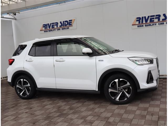 ロッキー プレミアムＧ　ＨＥＶ　純正９型ナビ　ブルートゥース　フルセグ　パノラミックビュー　ドラレコ　２．０ＥＴＣ　シートヒーター　ハーフレザーシート　ＬＥＤライト　スマートキー　１７ＡＷ　レーダークルコン　コーナーセンサー（23枚目）