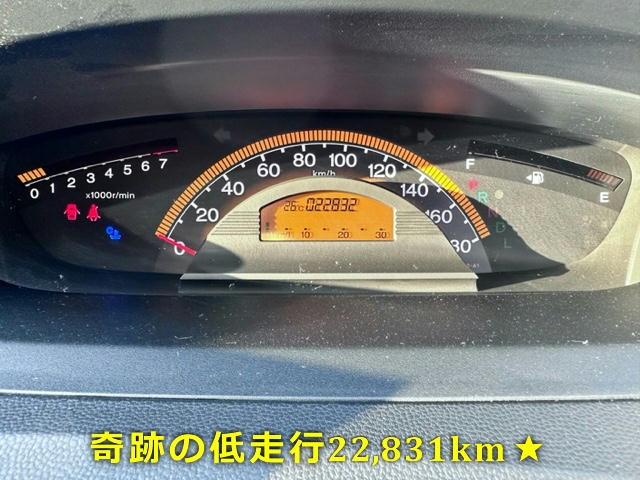 Ｇ　ジャストセレクション　２２，８３１ｋｍ禁煙ワンオーナーキーレス　パワスラ　イージーＣ　純正ＨＩＤ　純正ＳＳＤナビ　後席純正ＦＤモニター　フロントカメラＢカメラ　フルＤＴＶ　ＤＶＤ　ＢＴオーディオ　Ｍサバ連ＥＴＣアームレスト(10枚目)