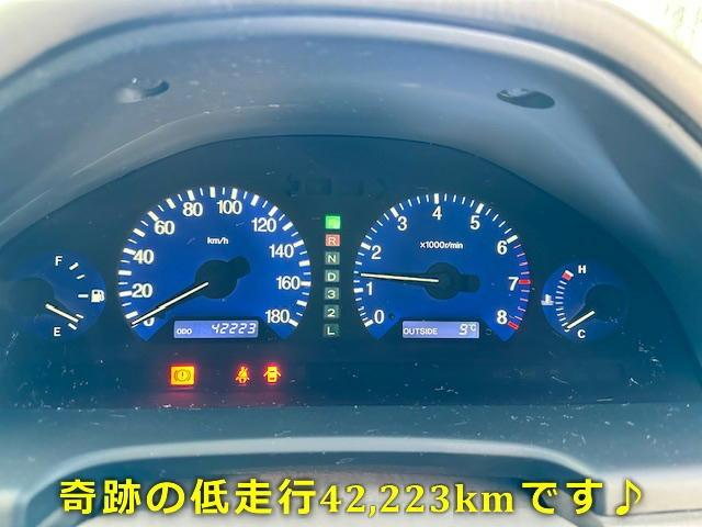 プログレ ＮＣ２５０　プライムセレクション　禁煙４２，２２３ｋｍキーレス２個コーナーセンサー純正ＨＩＤ純正ナビＢカメラＦカメラコンビハンクルコンメモリーパワーシートＥＴＣウィンドロールアップ純正１５インチＡＷ　ドアバイザー　純正フロアマット（10枚目）