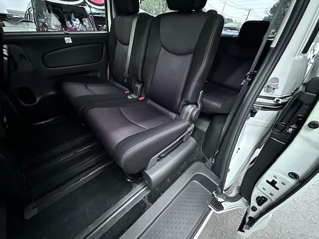 セレナ ハイウェイスター S-ハイブリッド 禁煙ワンオーナー62,724kmインテリキー2個付オートリトラミラー両側パワスラALPINE純正HDDナビBカメラ後席FDモニターDVDDTVBTオーディオETC革巻ステアクルーズコントロール(53枚目)