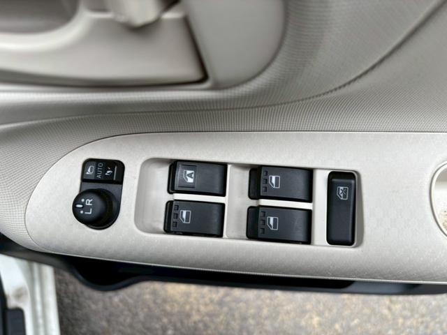 ムーヴキャンバス Xリミテッド SAIII Bluetooth音楽再生 両側スライドドア バックカメラ 衝突被害軽減ブレーキ フルセグナビ 電動格納ミラー オートエアコン ワンオーナー 禁煙車 ドライブレコーダー プッシュスタート(21枚目)