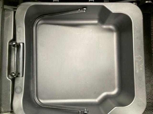 スペーシアカスタム ハイブリッドGS ワンオーナー オートライト 禁煙車 衝突被害軽減ブレーキ コーナーセンサー 横滑り防止機能 オートエアコン 電動格納ミラー プッシュスタート オートライト 電動スライドドア 両側スライドドア(45枚目)