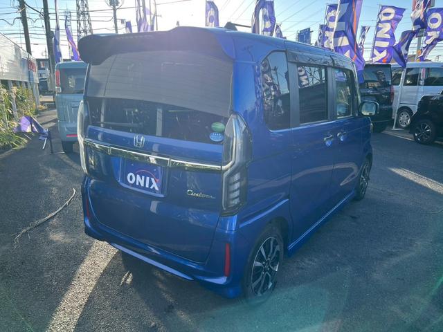 N-BOXカスタム G・L 禁煙車 ワンオーナー 電動スライドドア バックカメラ ドライブレコーダー ETC カーナビ TV CD FM AM ステアリングスイッチ フォグランプ 両側スライドドア オートエアコン(9枚目)