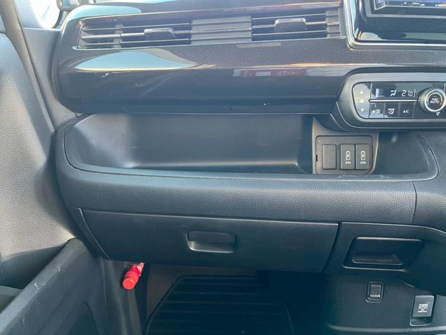 N-BOXカスタム G・L 禁煙車 ワンオーナー 電動スライドドア バックカメラ ドライブレコーダー ETC カーナビ TV CD FM AM ステアリングスイッチ フォグランプ 両側スライドドア オートエアコン(31枚目)