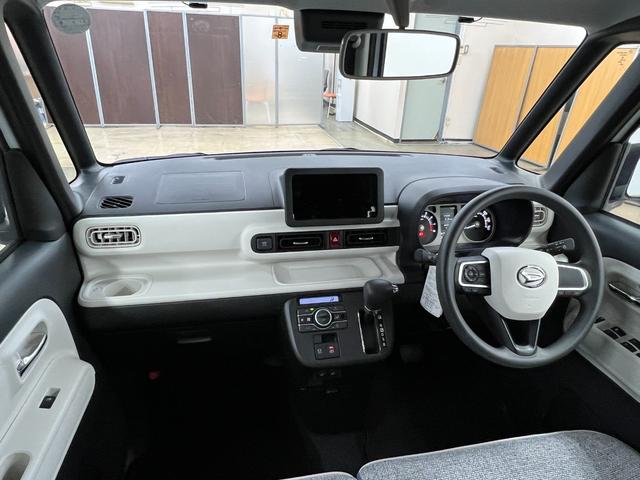 ムーヴキャンバス ストライプスＧ　衝突被害軽減システム　誤発進抑制装置　スマートキー　ＬＥＤランプ　ＬＥＤフォグランプ　オートブレーキホールド　電動パーキングブレーキ　運転席助手席シートヒータ　両側電動スライドドア　ホットカップホルダ（17枚目）