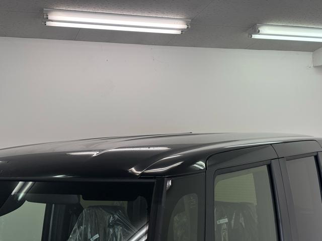 N-BOXジョイ ベースグレード 衝突被害軽減システム 誤発進抑制装置 スマートキー LEDランプ USB電源ソケットタイプC 電動パーキングブレーキ オートブレーキホールド 両側電動スライドドア ピタ駐車ミラー ホイールキャップ(9枚目)