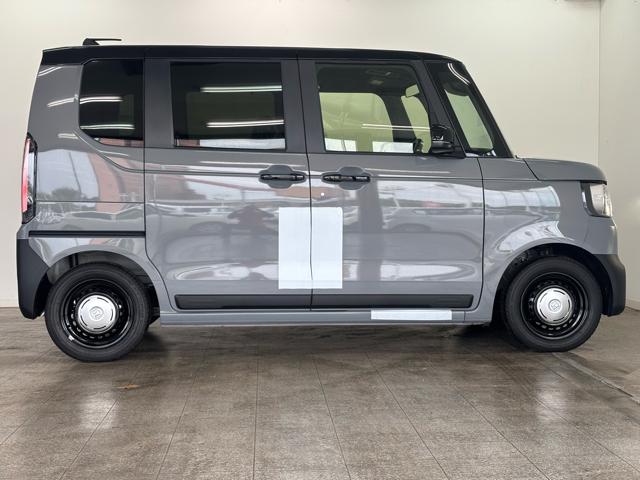 N-BOXジョイ ベースグレード 衝突被害軽減システム 誤発進抑制装置 スマートキー LEDランプ USB電源ソケットタイプC 電動パーキングブレーキ オートブレーキホールド 両側電動スライドドア ピタ駐車ミラー ホイールキャップ(16枚目)