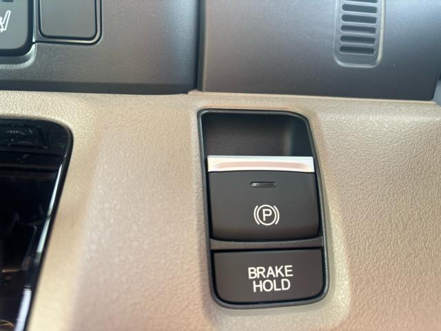 N-BOXジョイ ベースグレード 衝突被害軽減システム 誤発進抑制装置 スマートキー LEDランプ USB電源ソケットタイプC 電動パーキングブレーキ オートブレーキホールド 両側電動スライドドア ピタ駐車ミラー ホイールキャップ(34枚目)