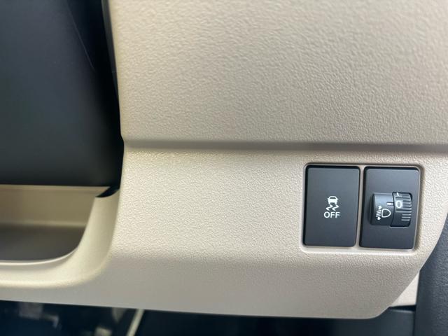 N-BOXジョイ ベースグレード 衝突被害軽減システム 誤発進抑制装置 スマートキー LEDランプ USB電源ソケットタイプC 電動パーキングブレーキ オートブレーキホールド 両側電動スライドドア ピタ駐車ミラー ホイールキャップ(36枚目)