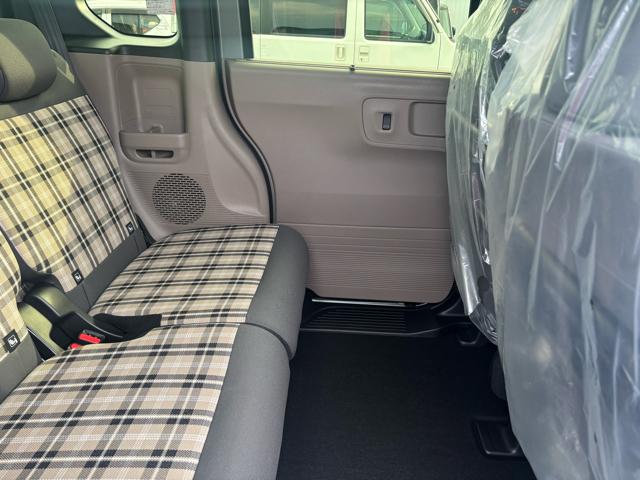 N-BOXジョイ ベースグレード 衝突被害軽減システム 誤発進抑制装置 スマートキー LEDランプ USB電源ソケットタイプC 電動パーキングブレーキ オートブレーキホールド 両側電動スライドドア ピタ駐車ミラー ホイールキャップ(63枚目)