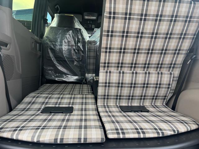 N-BOXジョイ ベースグレード 衝突被害軽減システム 誤発進抑制装置 スマートキー LEDランプ USB電源ソケットタイプC 電動パーキングブレーキ オートブレーキホールド 両側電動スライドドア ピタ駐車ミラー ホイールキャップ(72枚目)