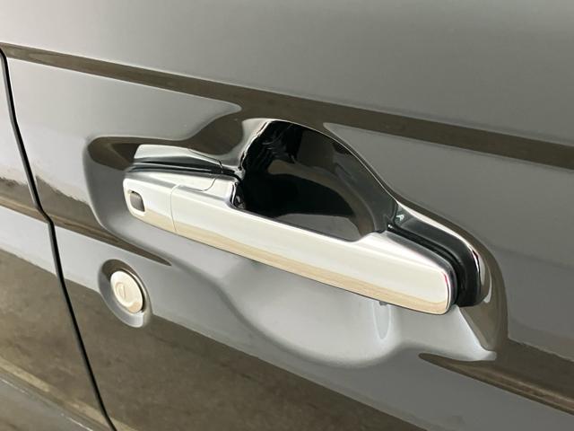 スペーシアカスタム ハイブリッドＸＳ　衝突被害軽減システム　誤発進抑制装置　スマートキー　マイルドハイブリッド　ＬＥＤランプ　ＵＳＢ電源ソケット（タイプＡ・Ｃ：１箇所）両側電動スライドドア　電動パーキングブレーキ運転席助手席シートヒータ（6枚目）