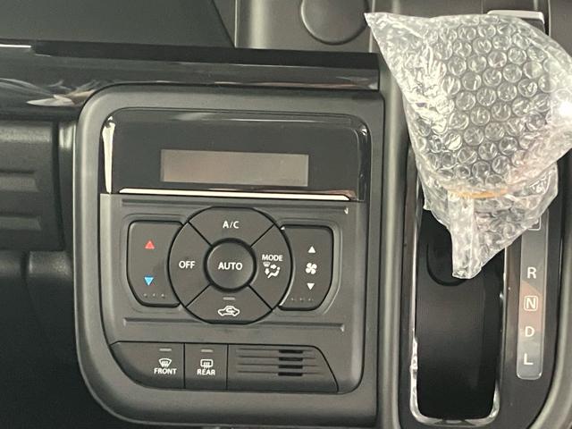 スペーシアカスタム ハイブリッドＸＳ　衝突被害軽減システム　誤発進抑制装置　スマートキー　マイルドハイブリッド　ＬＥＤランプ　ＵＳＢ電源ソケット（タイプＡ・Ｃ：１箇所）両側電動スライドドア　電動パーキングブレーキ運転席助手席シートヒータ（27枚目）