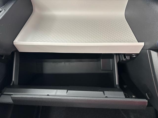 タント Xリミテッド 衝突被害軽減システム 誤発進抑制装置 スマートキー LEDランプ オートエアコン 電動パーキングブレーキ 電動格納ミラー 運転席助手席シートヒータ ミラクルオープンドア 両側電動スライドドア(50枚目)