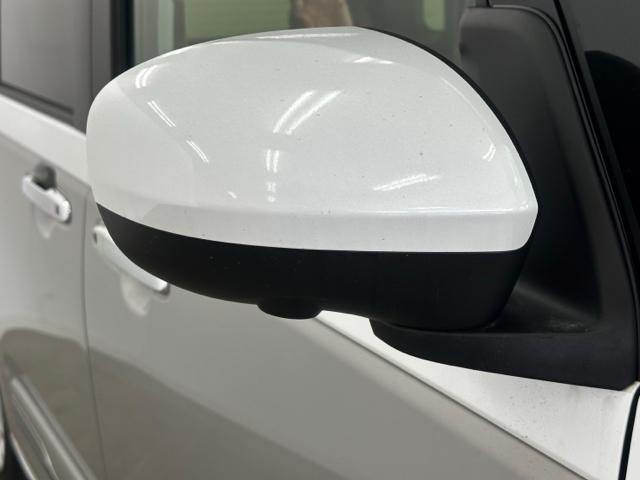 ムーヴキャンバス ストライプスＧ　衝突被害軽減システム　誤発進抑制装置　スマートキー　ＬＥＤランプ　ＬＥＤフォグランプ　オートブレーキホールド　電動パーキングブレーキ　運転席助手席シートヒータ　両側電動スライドドア　ホットカップホルダ（9枚目）